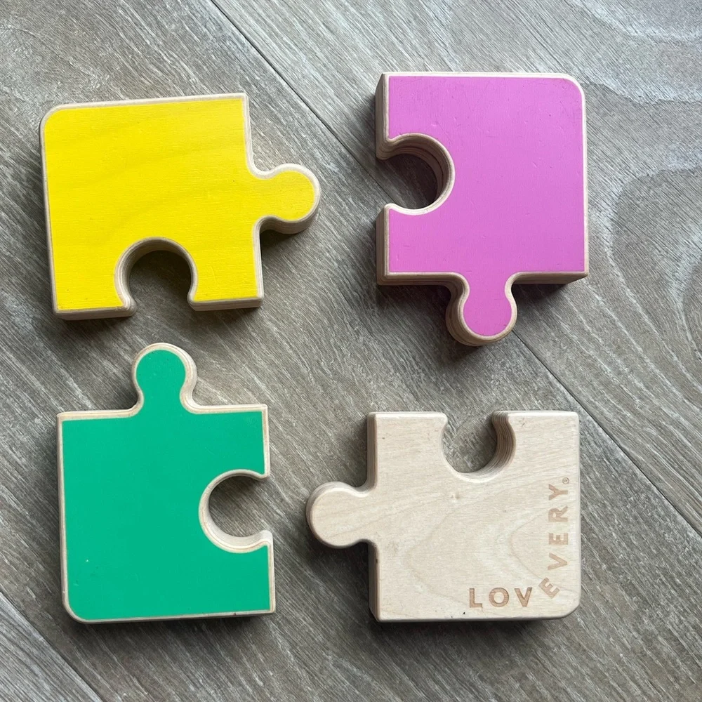 Lovevery Montessori Chunky Wooden Jigsaw Puzzle - from the Companion Play Kit